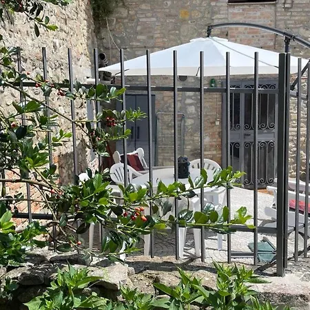 Casa Di Duccio * Montone (Umbria)